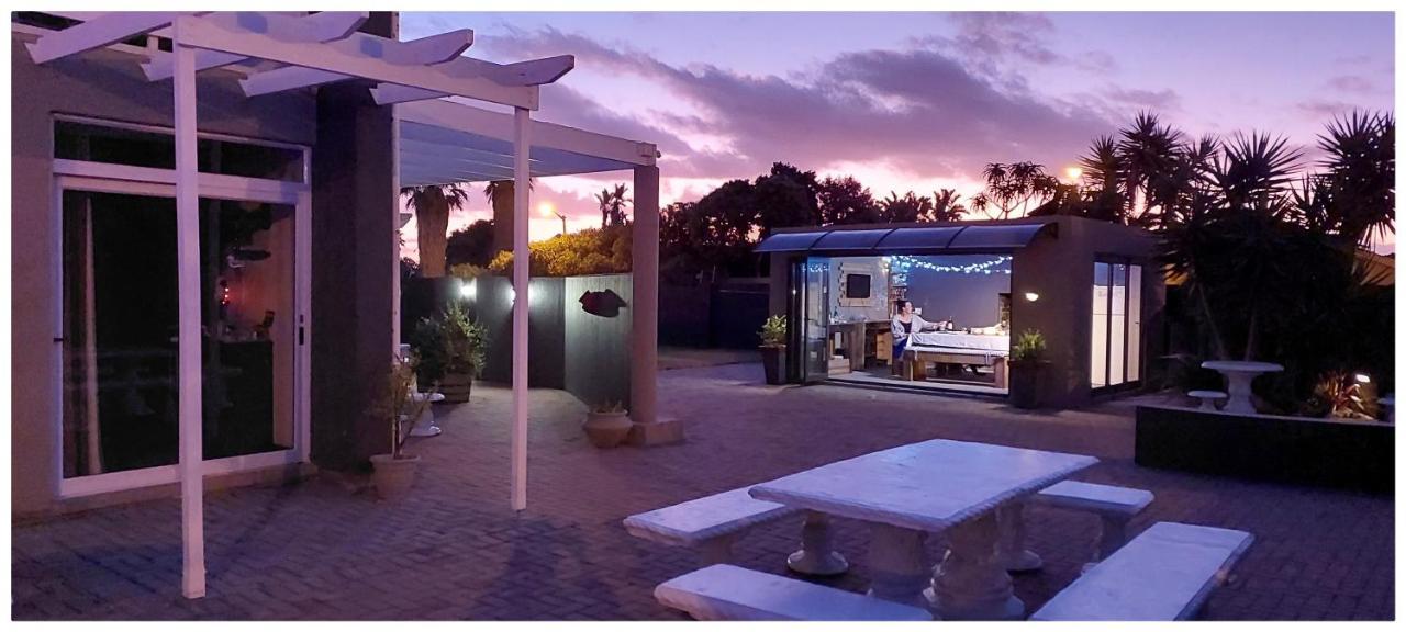 Beachwood Inn Melkbosstrand Città del Capo Esterno foto