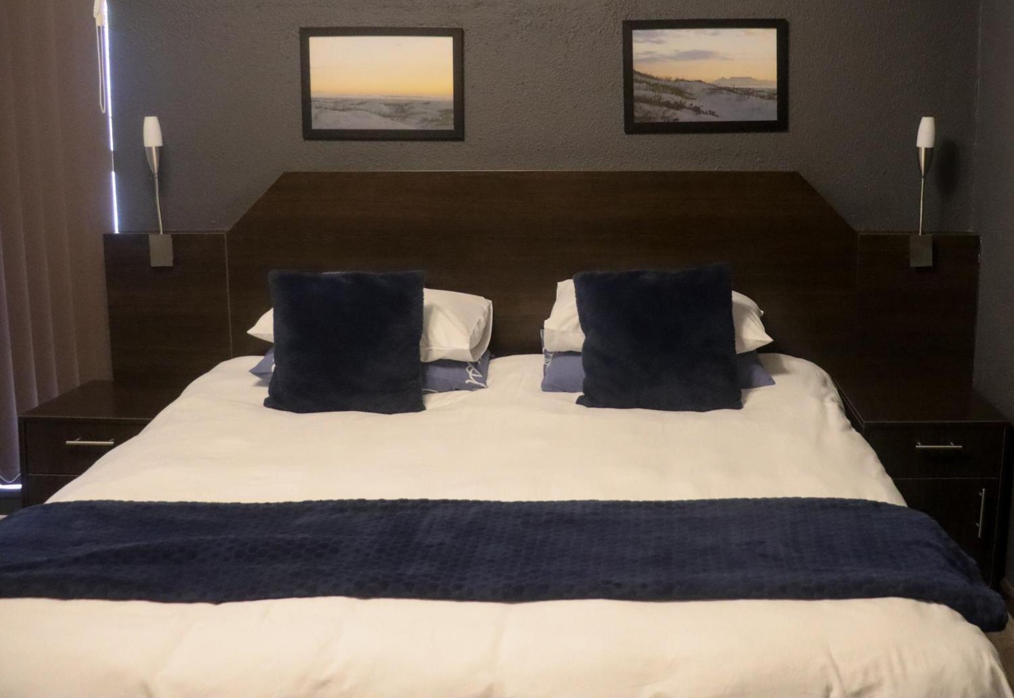 Beachwood Inn Melkbosstrand Città del Capo Esterno foto
